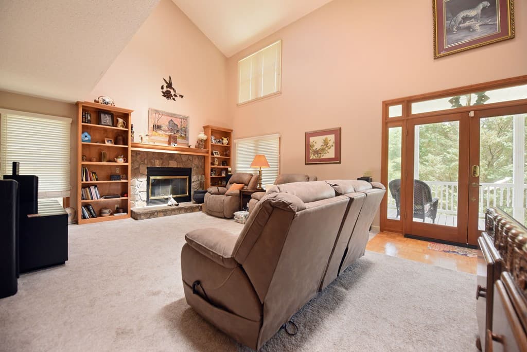 6000 Robinson Road, Young Harris GA 30582 - Photo