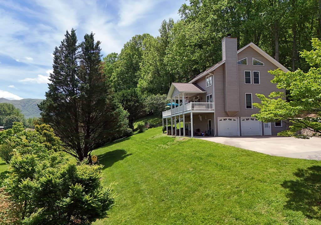 6000 Robinson Road, Young Harris GA 30582 - Photo