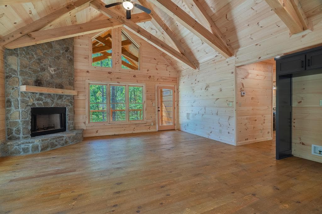 100 Crystal Oliver Lane, Blue Ridge GA 30513 - Photo