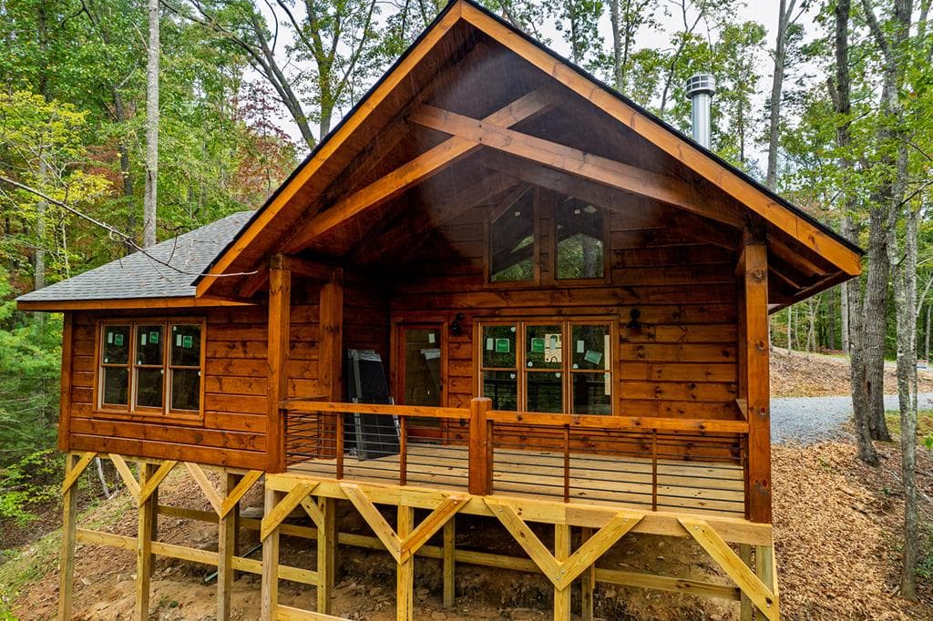 100 Crystal Oliver Lane, Blue Ridge GA 30513 - Photo