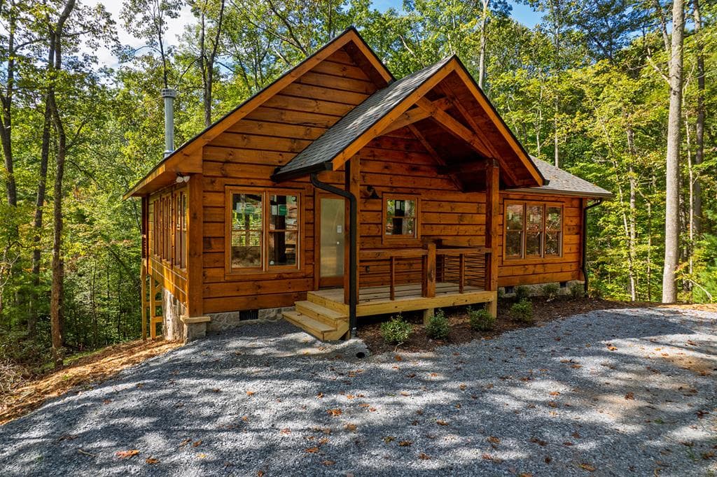 100 Crystal Oliver Lane, Blue Ridge GA 30513 - Photo