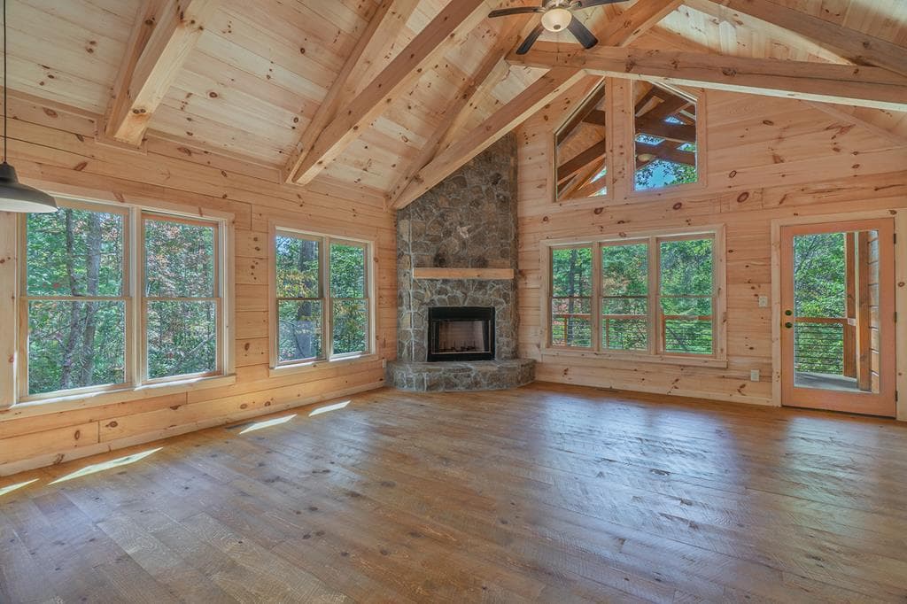 100 Crystal Oliver Lane, Blue Ridge GA 30513 - Photo