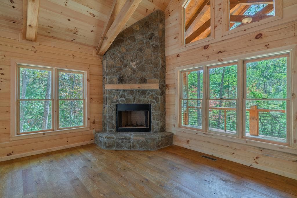 100 Crystal Oliver Lane, Blue Ridge GA 30513 - Photo
