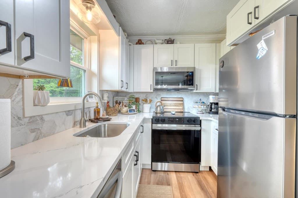 455 N Forest Circle, Blairsville GA 30512 - Photo