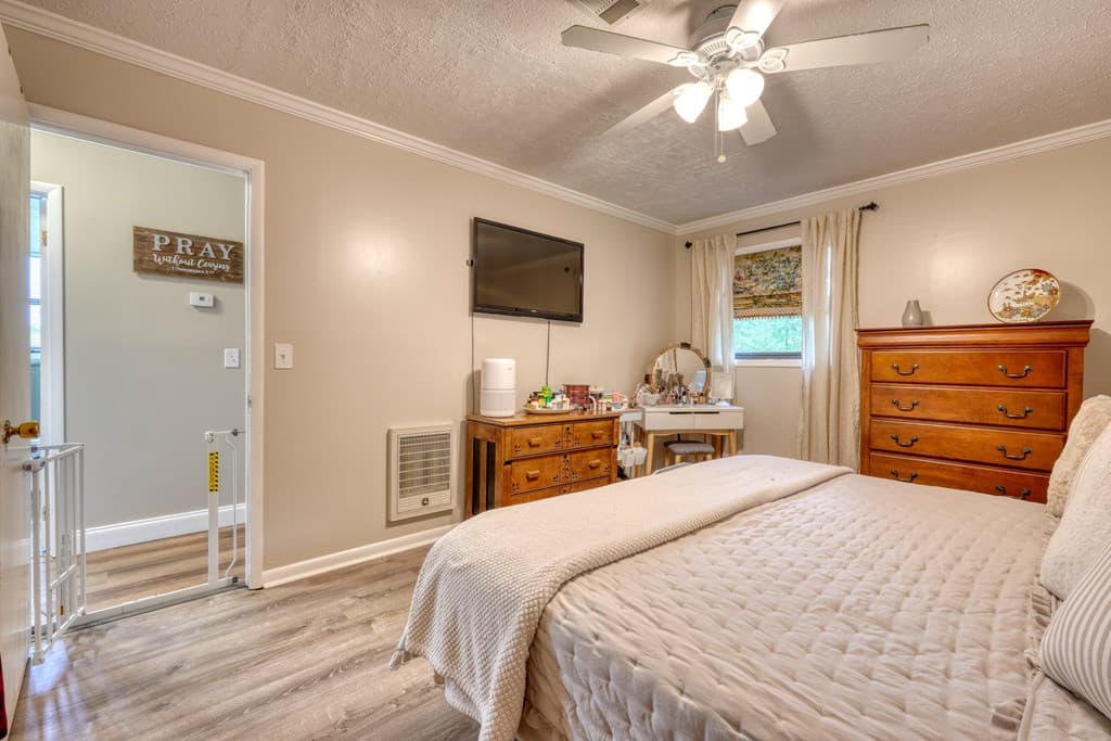 455 N Forest Circle, Blairsville GA 30512 - Photo