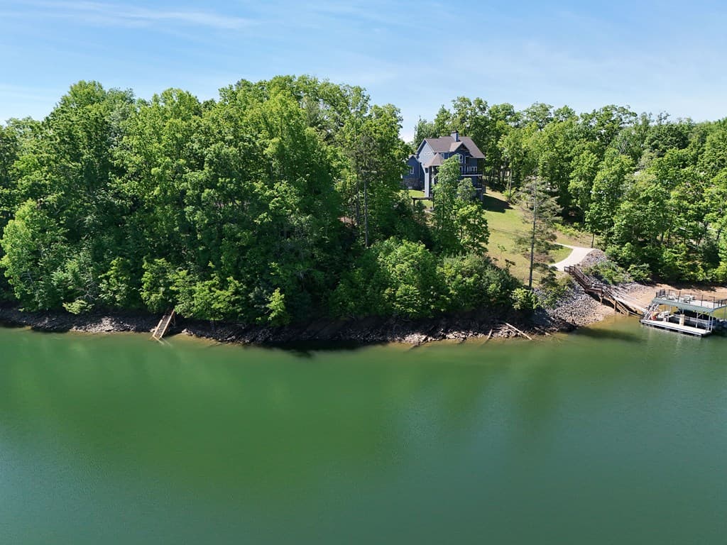 217 Hunter Lane, Blairsville GA 30512 - Photo