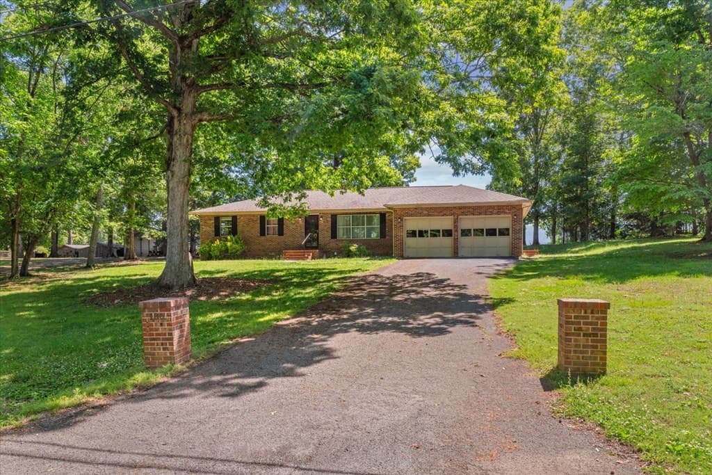 180 Wildwood Drive, Chatsworth GA 30705 - Photo