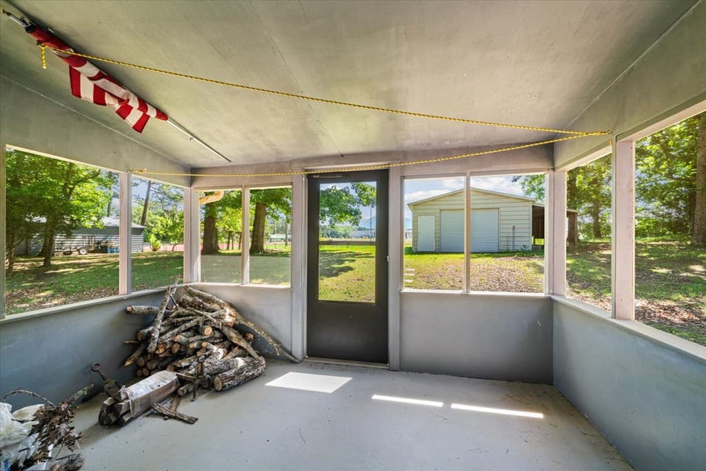 180 Wildwood Drive, Chatsworth GA 30705 - Photo