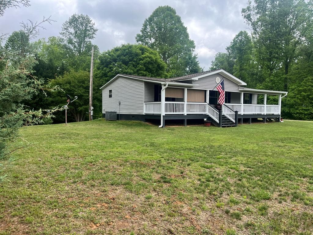 1864 St Hwy 325, Blairsville GA 30512 - Primary photo