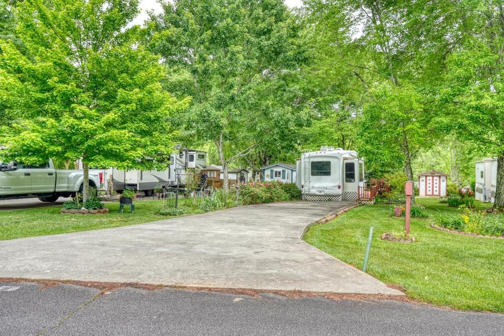 67 Apache Bend Road, Blairsville GA 30512 - Primary photo