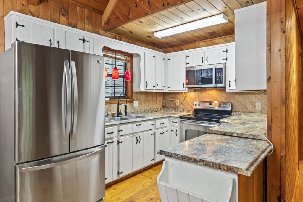 344 Robertson Drive, Blairsville GA 30512 - Photo
