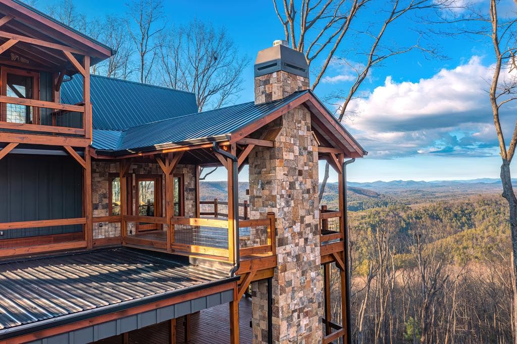 470 Skylight Drive, Blue Ridge GA 30513 - Photo