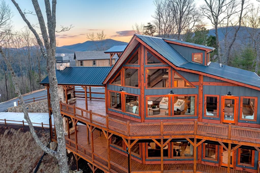 470 Skylight Drive, Blue Ridge GA 30513 - Photo
