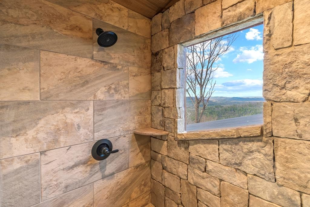 470 Skylight Drive, Blue Ridge GA 30513 - Photo