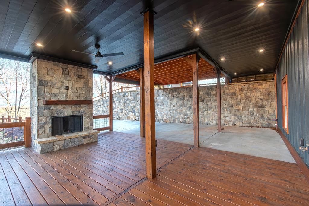 470 Skylight Drive, Blue Ridge GA 30513 - Photo