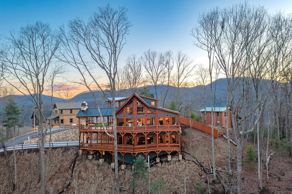 470 Skylight Drive, Blue Ridge GA 30513 - Photo