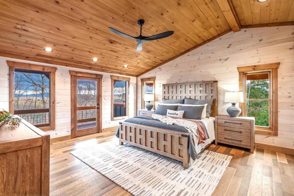 470 Skylight Drive, Blue Ridge GA 30513 - Photo