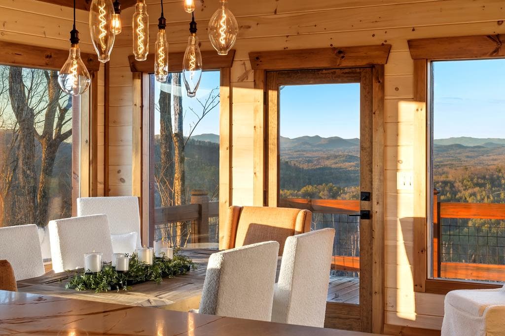 470 Skylight Drive, Blue Ridge GA 30513 - Photo