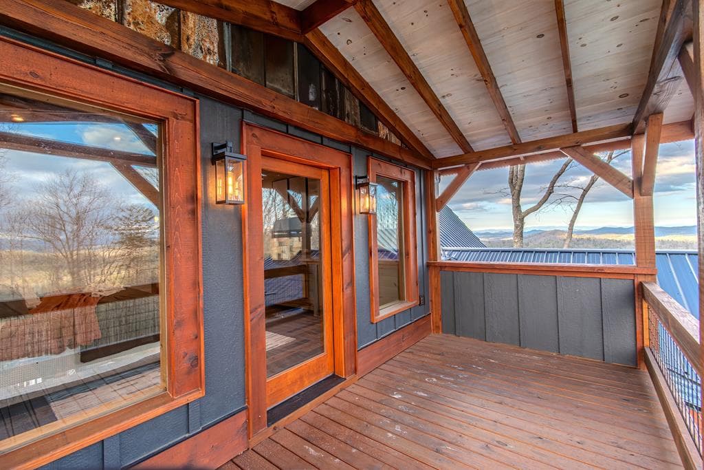 470 Skylight Drive, Blue Ridge GA 30513 - Photo
