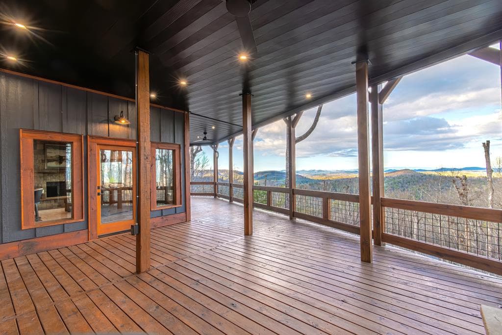 470 Skylight Drive, Blue Ridge GA 30513 - Photo