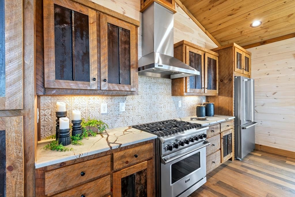 470 Skylight Drive, Blue Ridge GA 30513 - Photo