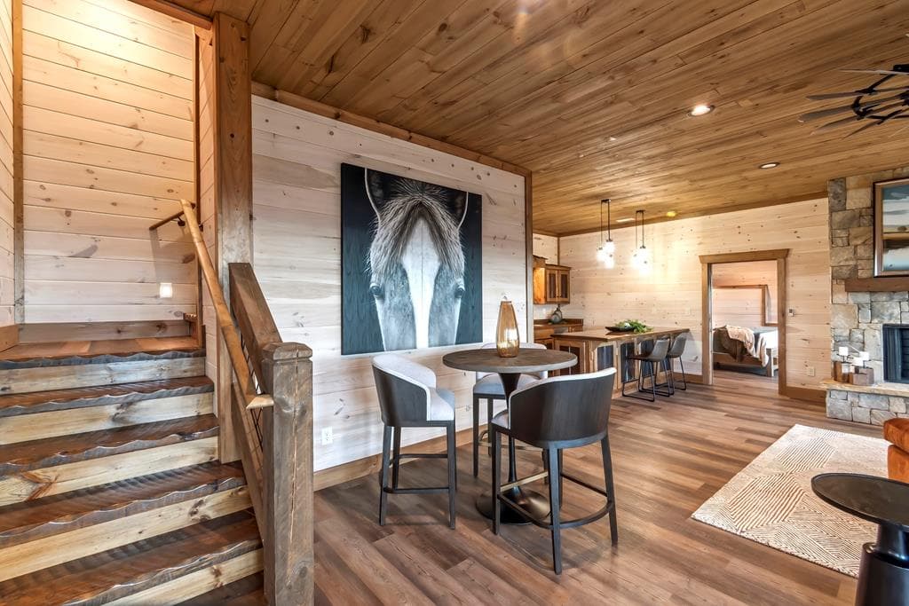 470 Skylight Drive, Blue Ridge GA 30513 - Photo