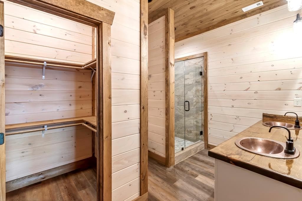 470 Skylight Drive, Blue Ridge GA 30513 - Photo