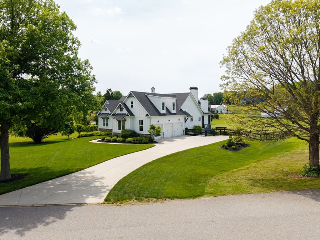 275 Bell Creek Cove Road, Hiawassee GA 30546 - Photo