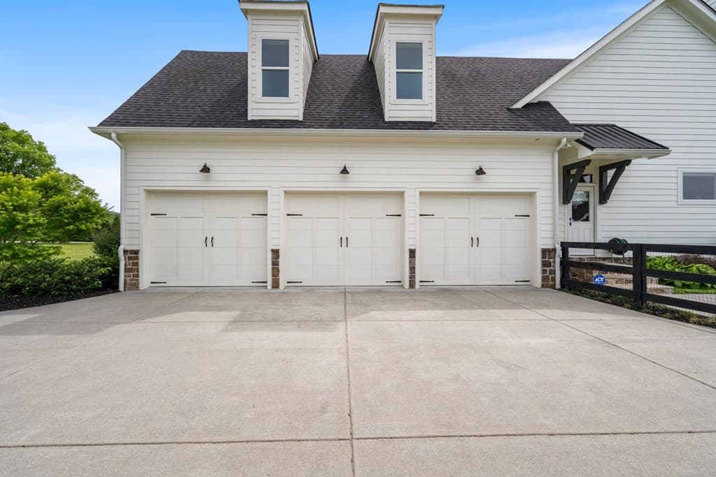 275 Bell Creek Cove Road, Hiawassee GA 30546 - Photo
