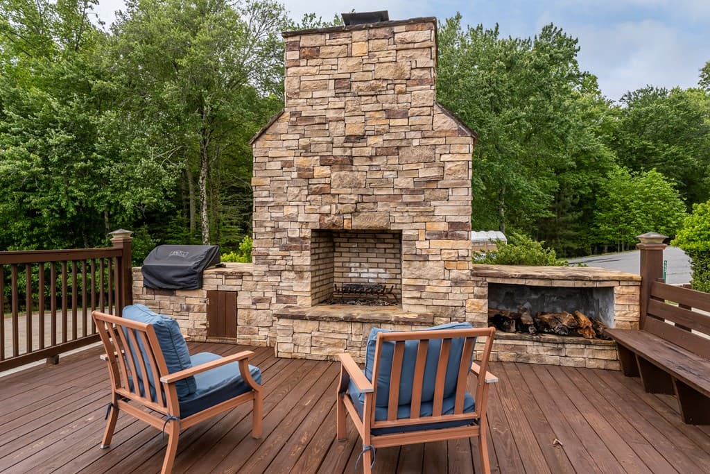 488 Big Knoll Drive, Blairsville GA 30512 - Photo