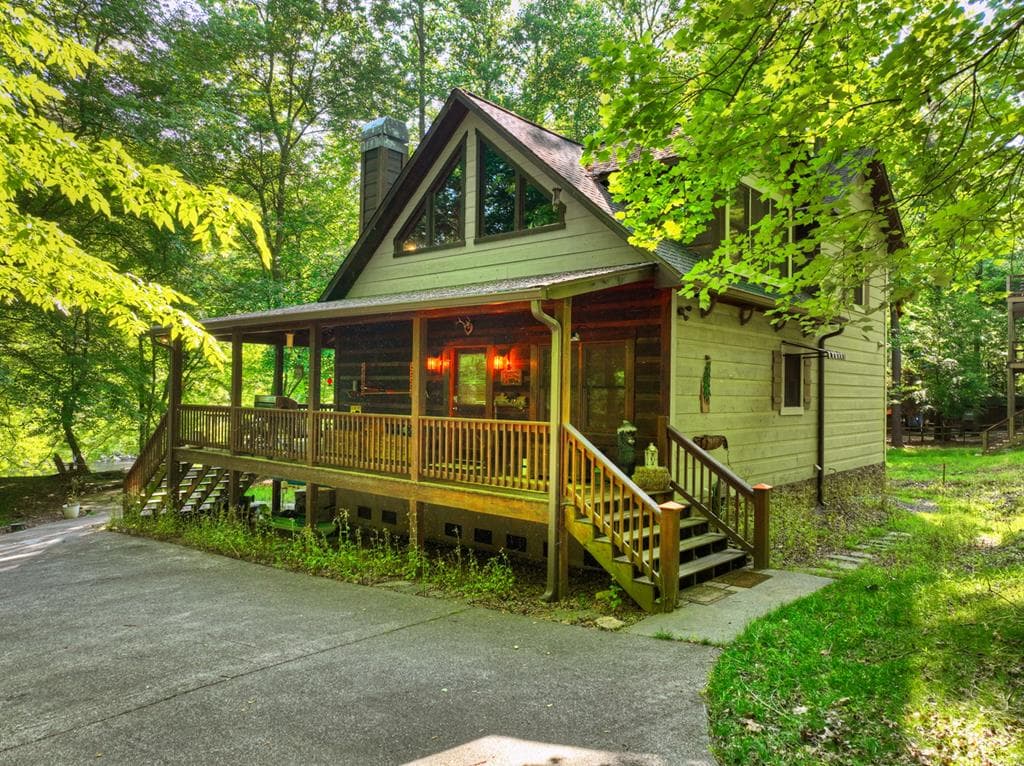 658 Navaho Way, Ellijay GA 30540 - Primary photo