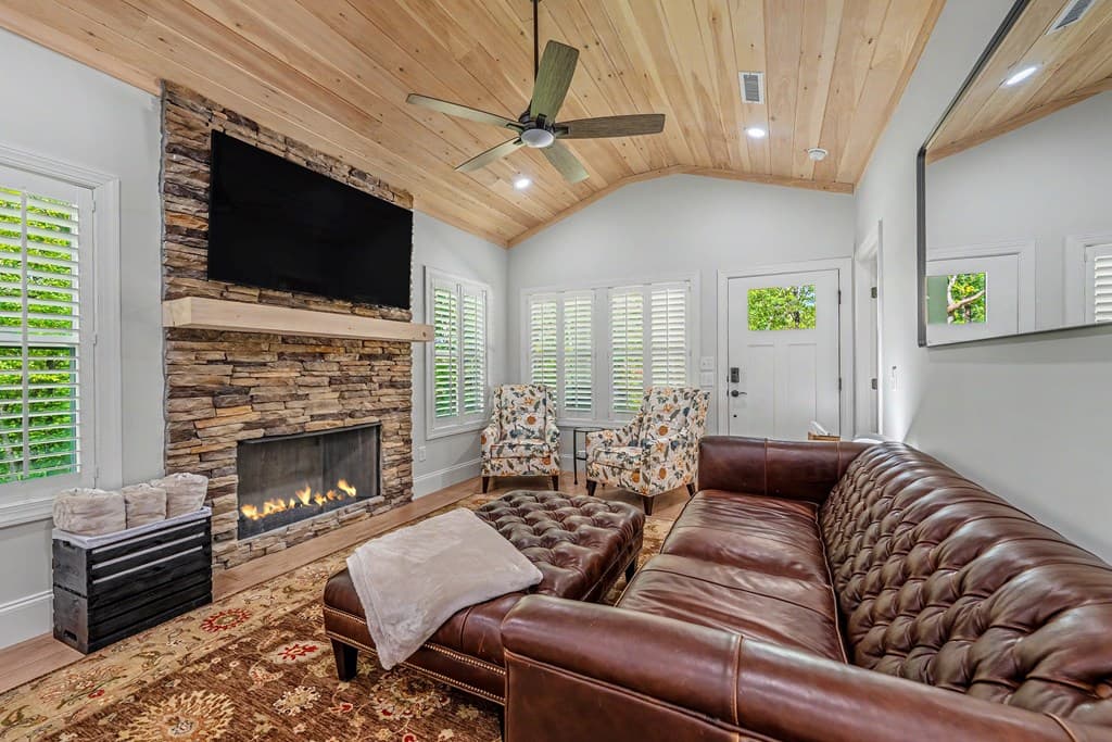 164 Acorn Lane, Warne NC 28909 - Photo