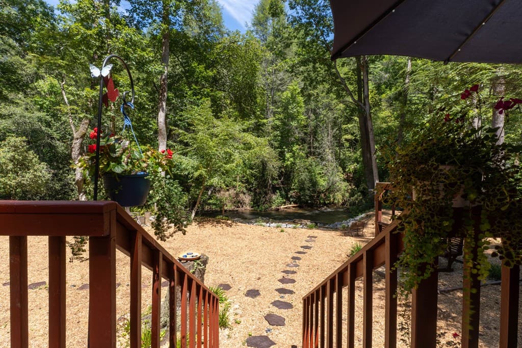 308 Hemlock Trail, Blue Ridge GA 30513 - Photo