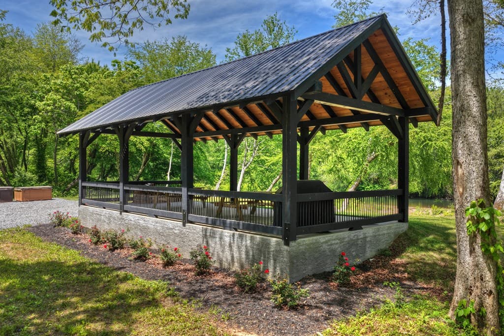 1753 Grassy Creek Road, Copperhill TN 37317 - Photo