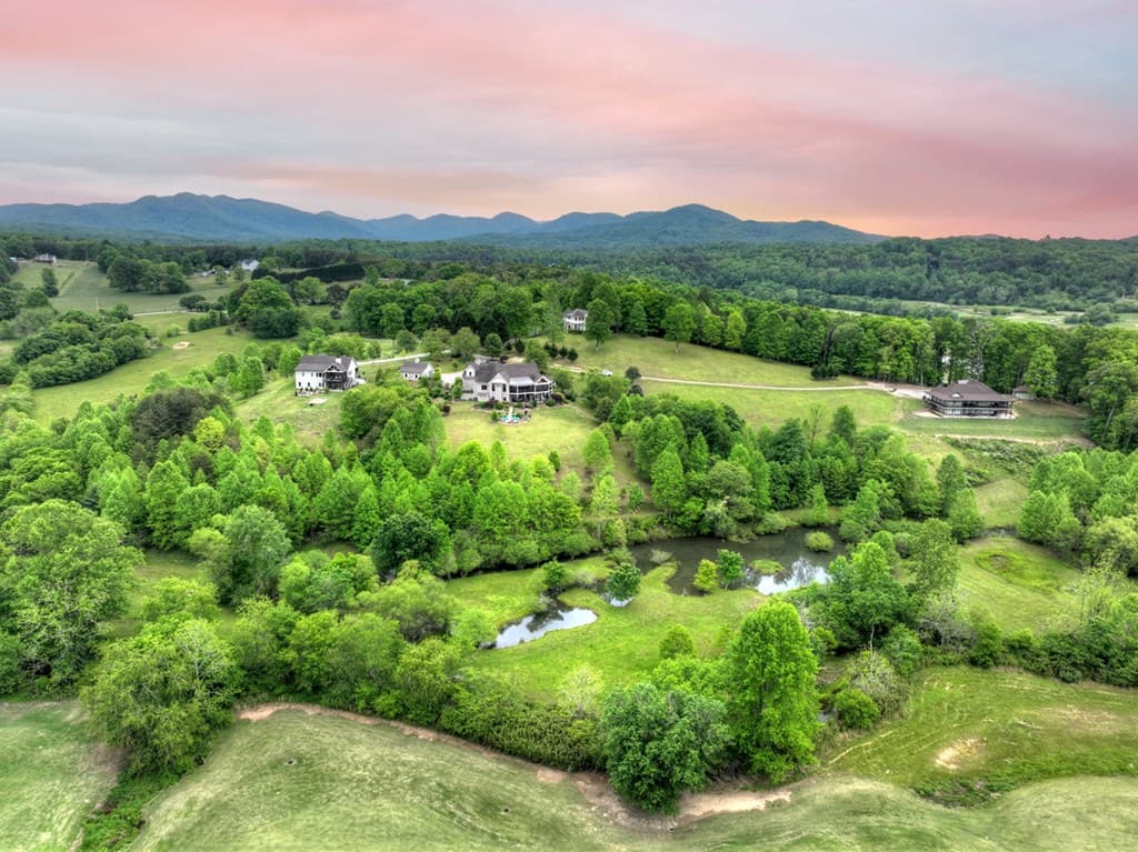 238 Old Farm View, Blairsville GA 30512 - Photo