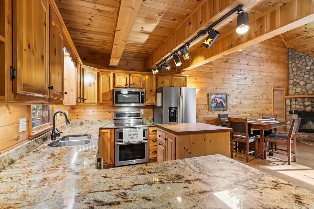 547 Echo Road, Morganton GA 30560 - Photo