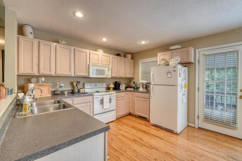 2532 Hunter Road, Hiawassee GA 30546 - Photo