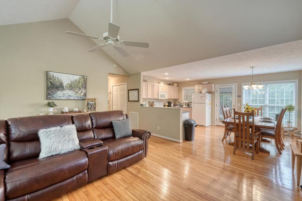 2532 Hunter Road, Hiawassee GA 30546 - Photo