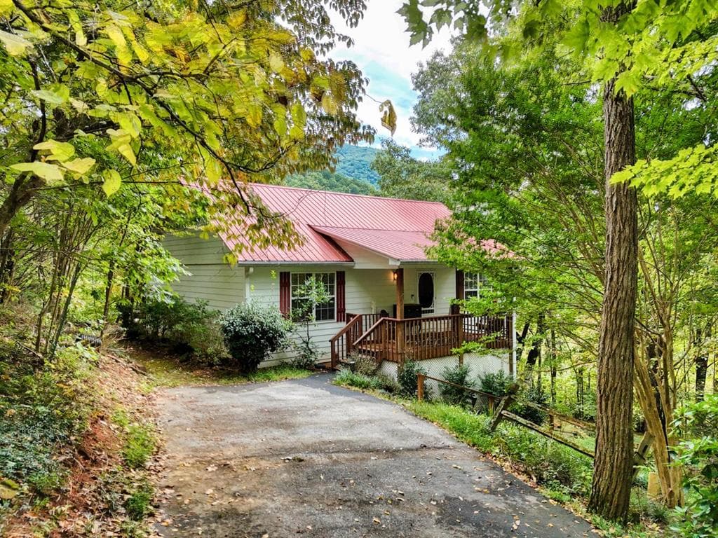 2532 Hunter Road, Hiawassee GA 30546 - Photo