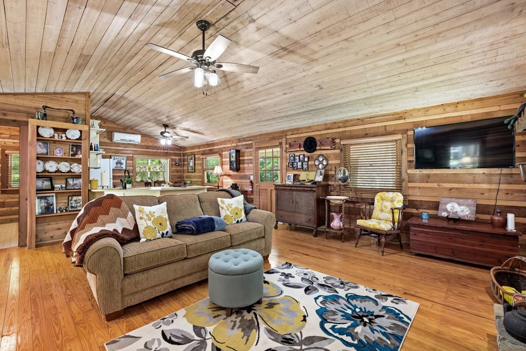 504 Compass Creek Drive, Hayesville NC 28904 - Photo