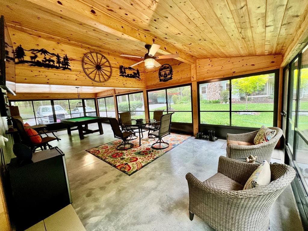 504 Compass Creek Drive, Hayesville NC 28904 - Photo