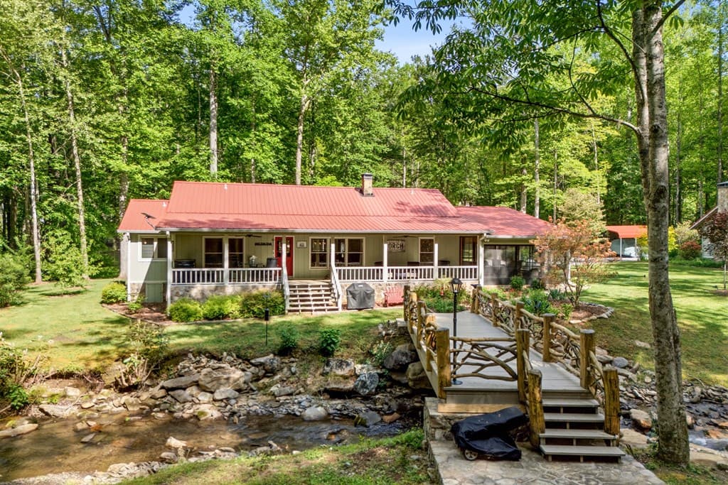 504 Compass Creek Drive, Hayesville NC 28904 - Photo