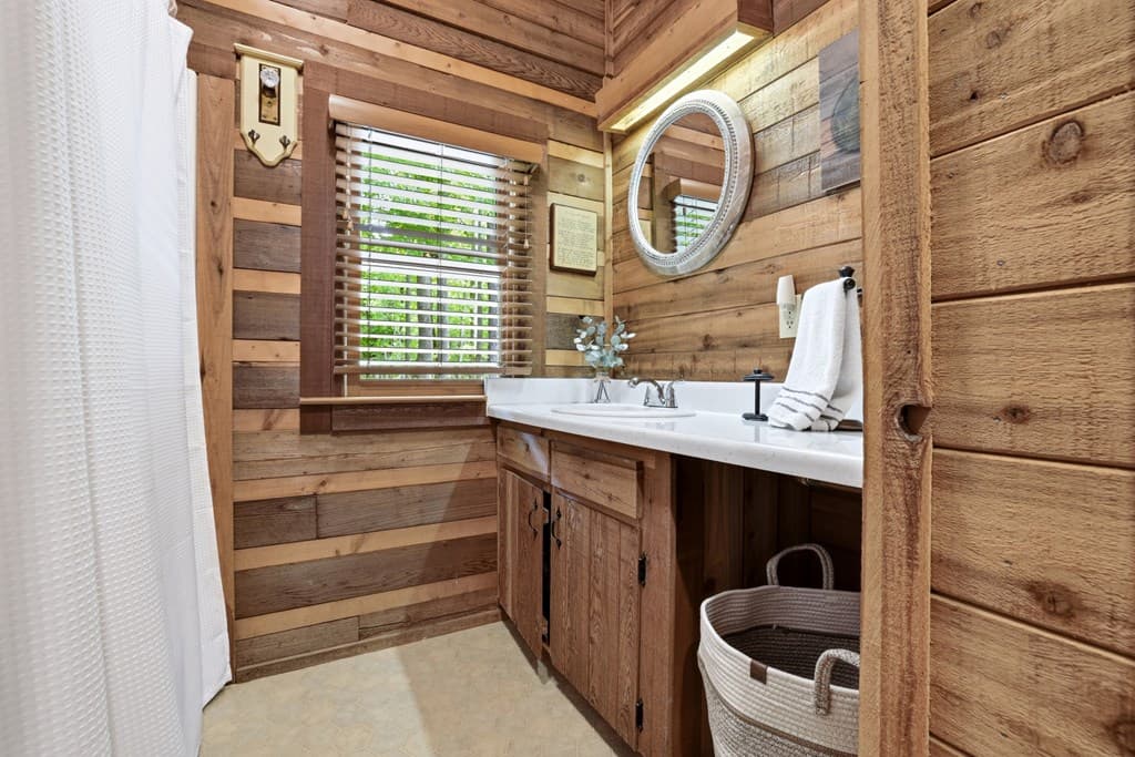 504 Compass Creek Drive, Hayesville NC 28904 - Photo