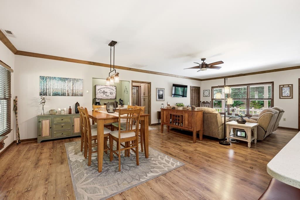 504 Compass Creek Drive, Hayesville NC 28904 - Photo