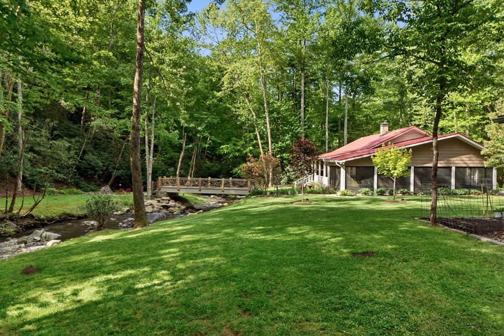 504 Compass Creek Drive, Hayesville NC 28904 - Photo