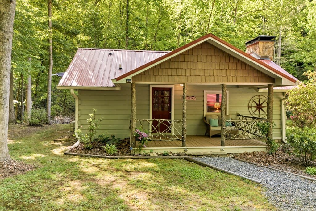 504 Compass Creek Drive, Hayesville NC 28904 - Photo