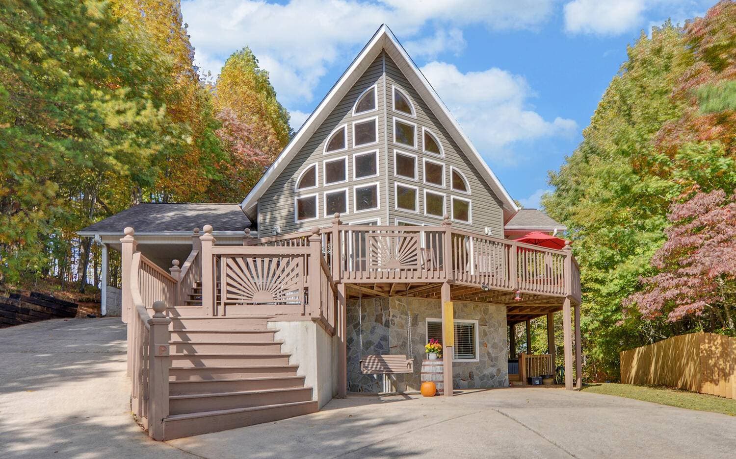 145 Lookout Drive, Blue Ridge GA 30513 - Primary photo