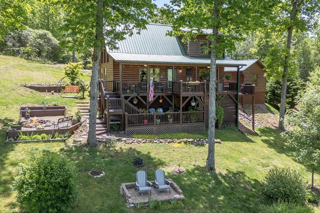 1055 Carolina Fox Circle, Murphy NC 28906 - Photo