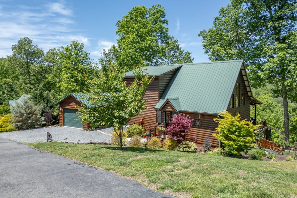 1055 Carolina Fox Circle, Murphy NC 28906 - Photo