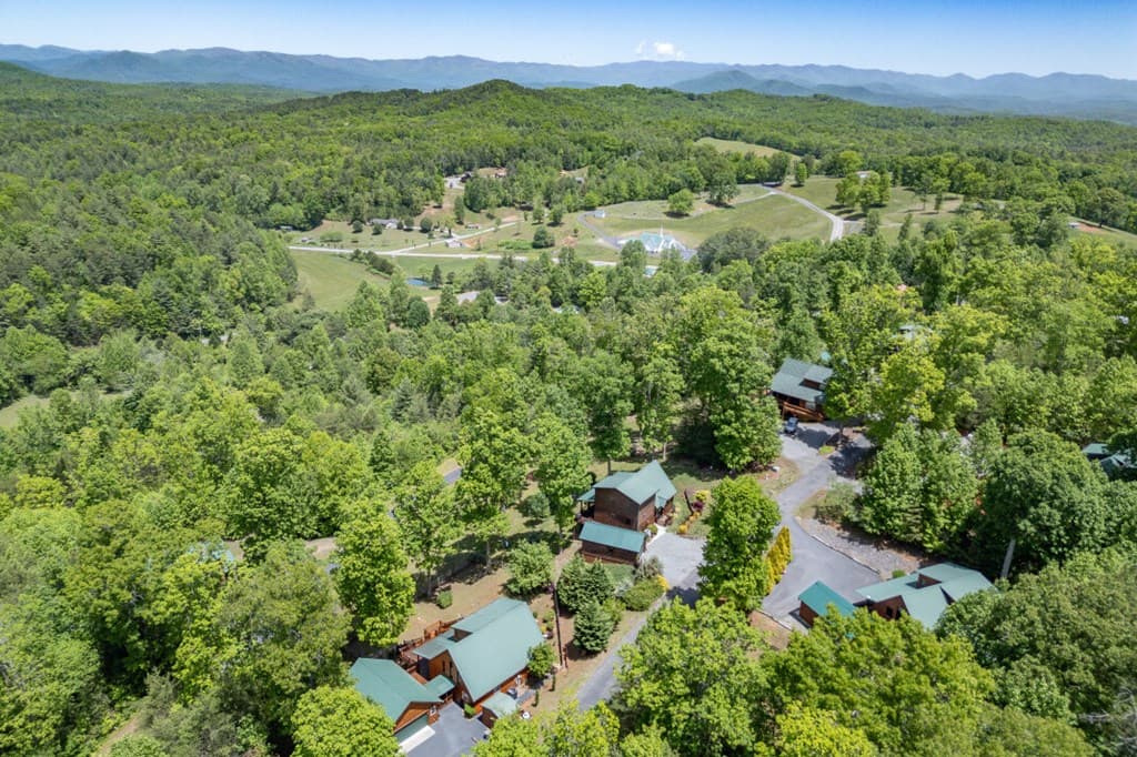 1055 Carolina Fox Circle, Murphy NC 28906 - Photo